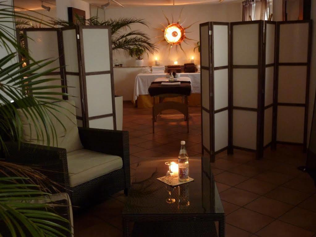 Hotel Dreikoenig & Restaurant Seegourmet 哈格瑙 外观 照片
