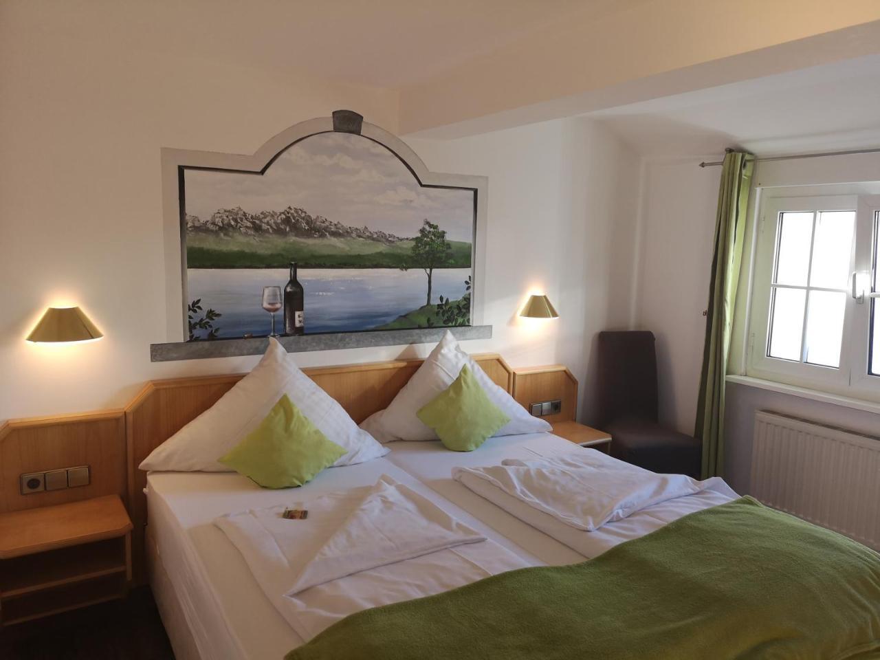 Hotel Dreikoenig & Restaurant Seegourmet 哈格瑙 外观 照片