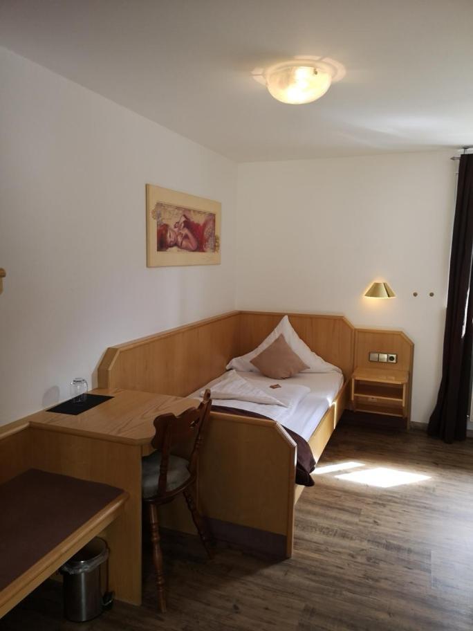 Hotel Dreikoenig & Restaurant Seegourmet 哈格瑙 外观 照片